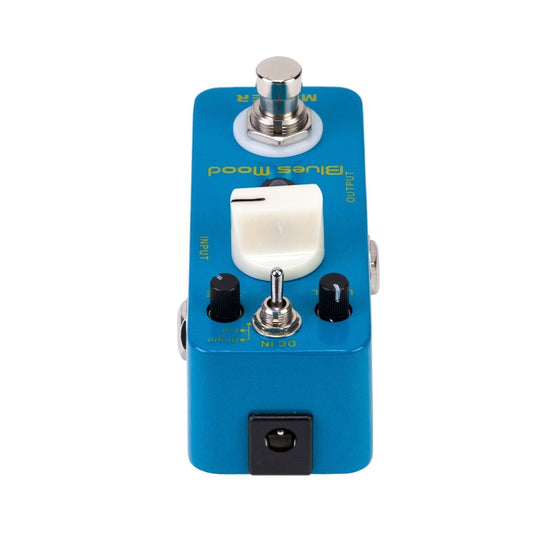 Load image into Gallery viewer, Mooer &amp;#39;Blues Mood&amp;#39; Classic Blues Overdrive Micro Bass Guitar Effects Pedal
