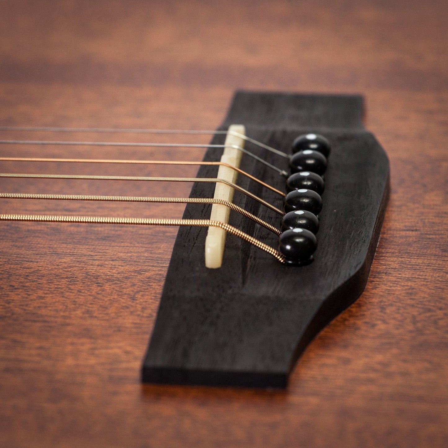 Timberidge 'Messenger Series' Mahogany Solid Top Acoustic-Electric Small Body Cutaway Guitar (Natural Satin)