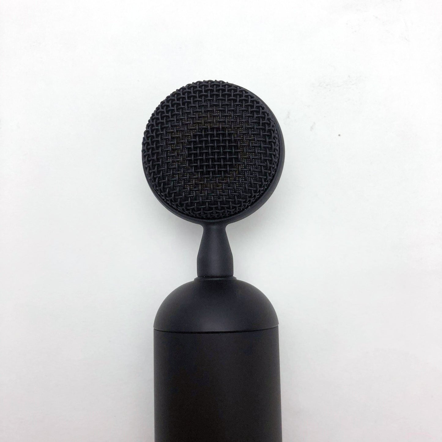 USB Condenser Studio Microphone w/ Desk Stand, USB Cable & Carry Bag