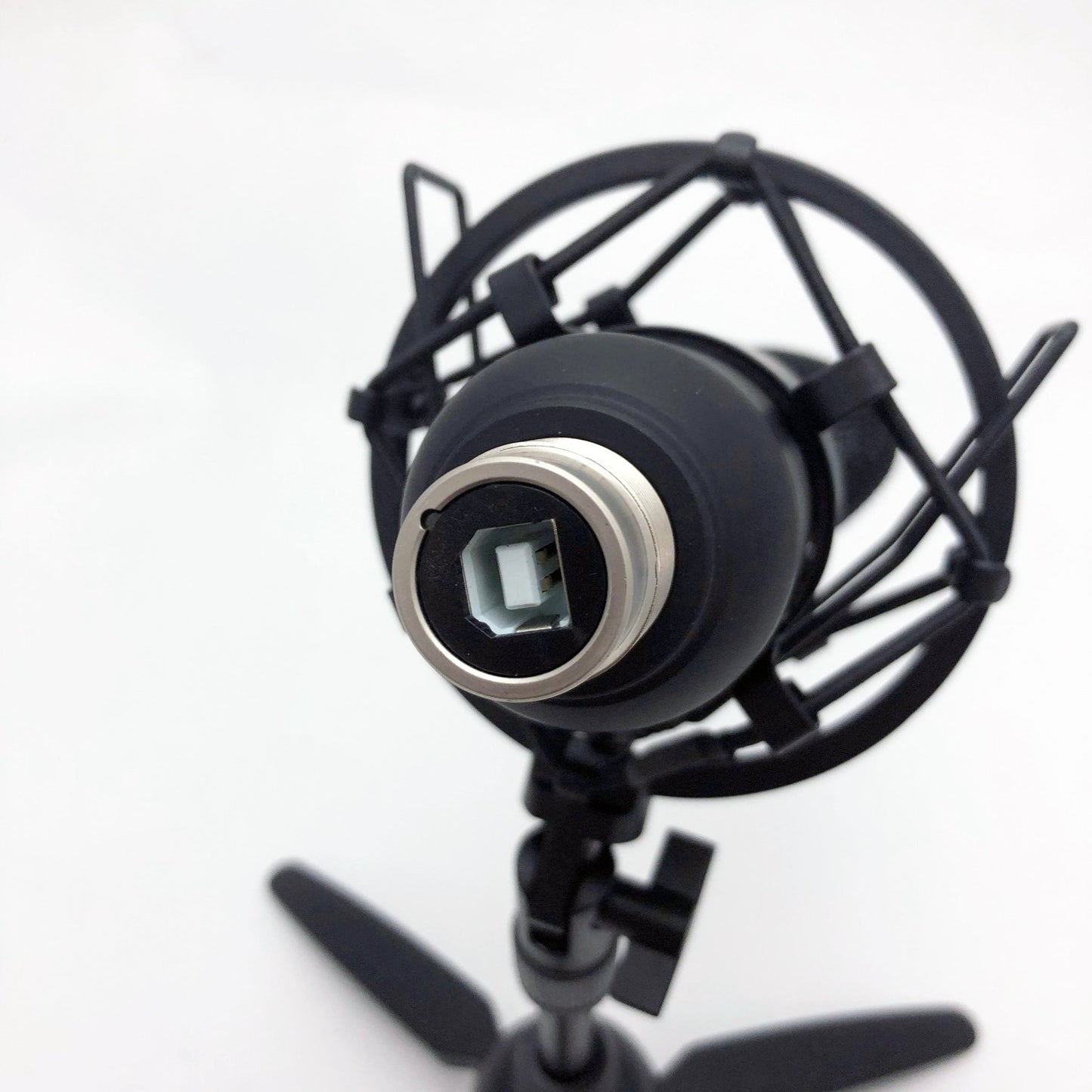 USB Condenser Studio Microphone w/ Desk Stand, USB Cable & Carry Bag